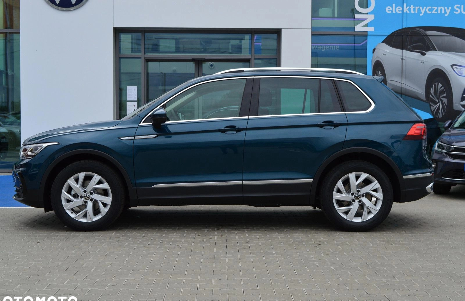 Volkswagen Tiguan cena 172500 przebieg: 1, rok produkcji 2024 z Warszawa małe 211